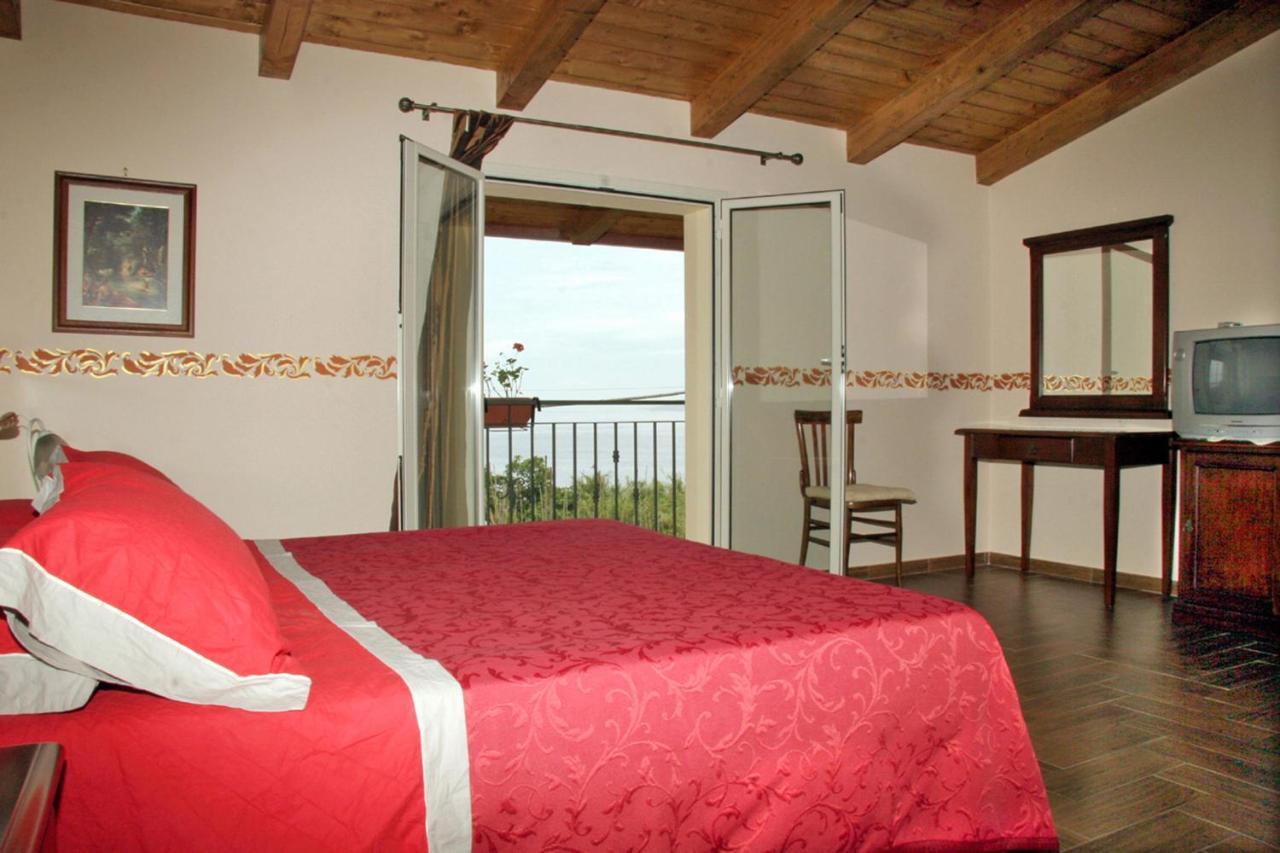 Villa Paladino - B&B E Guest House 쉴라 외부 사진