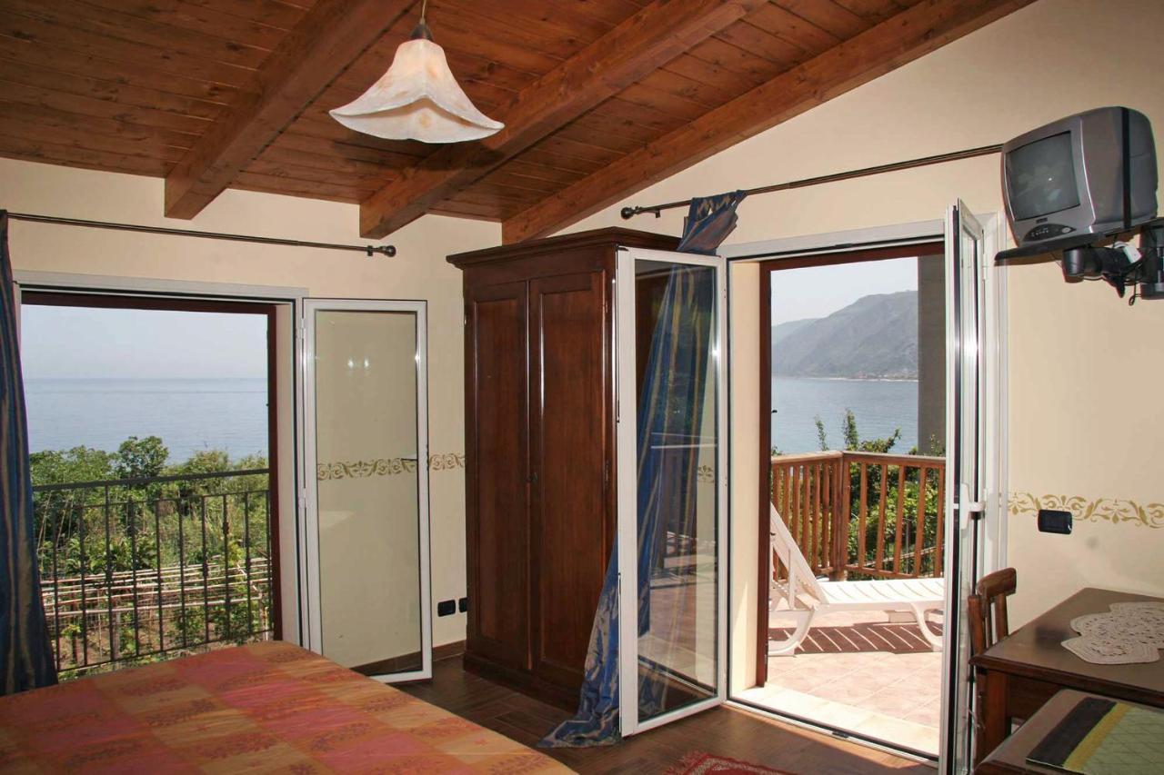 Villa Paladino - B&B E Guest House 쉴라 외부 사진