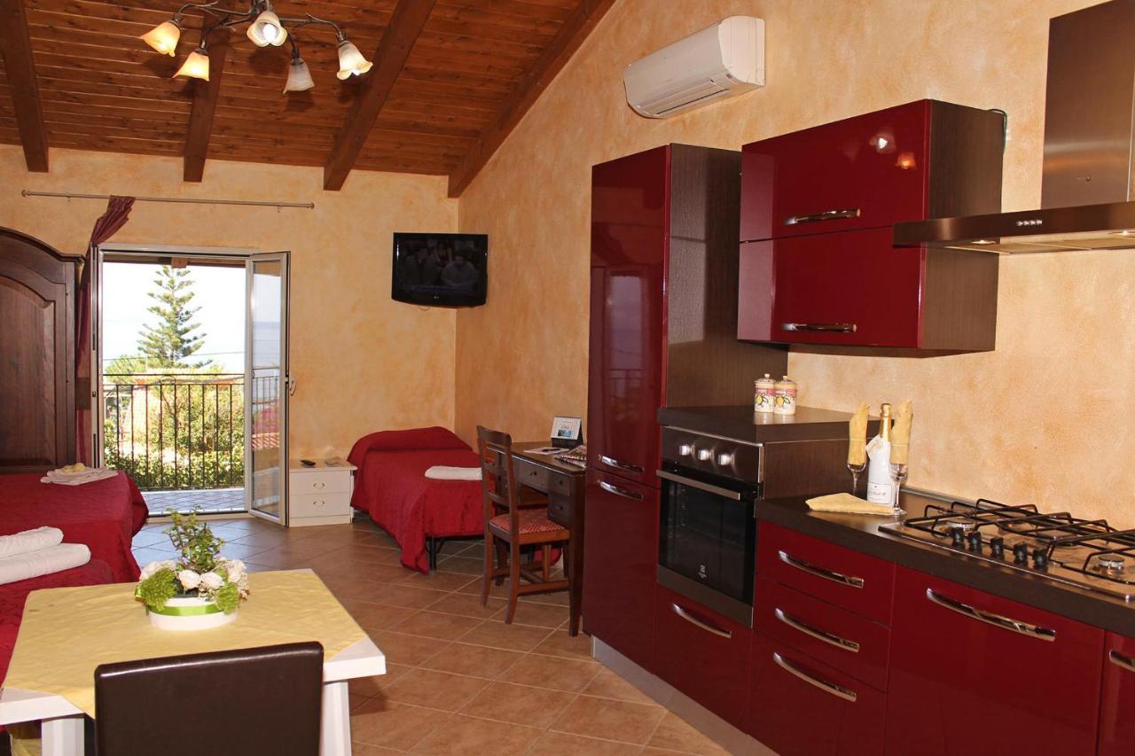Villa Paladino - B&B E Guest House 쉴라 외부 사진