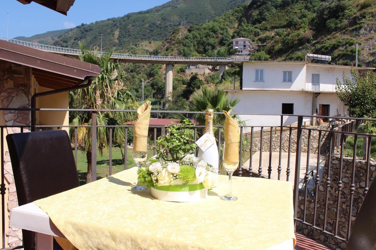 Villa Paladino - B&B E Guest House 쉴라 외부 사진