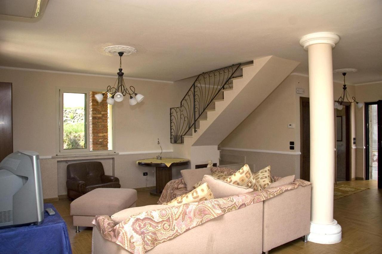 Villa Paladino - B&B E Guest House 쉴라 외부 사진