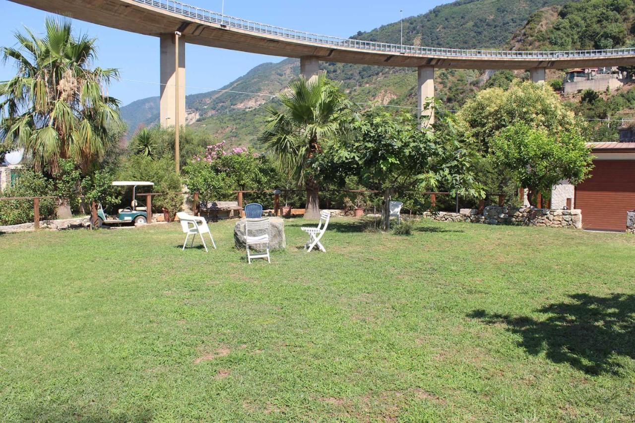 Villa Paladino - B&B E Guest House 쉴라 외부 사진