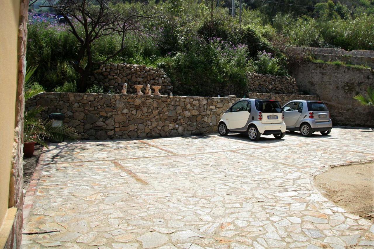 Villa Paladino - B&B E Guest House 쉴라 외부 사진