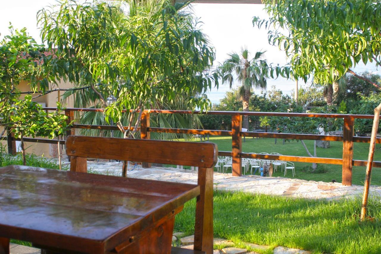 Villa Paladino - B&B E Guest House 쉴라 외부 사진